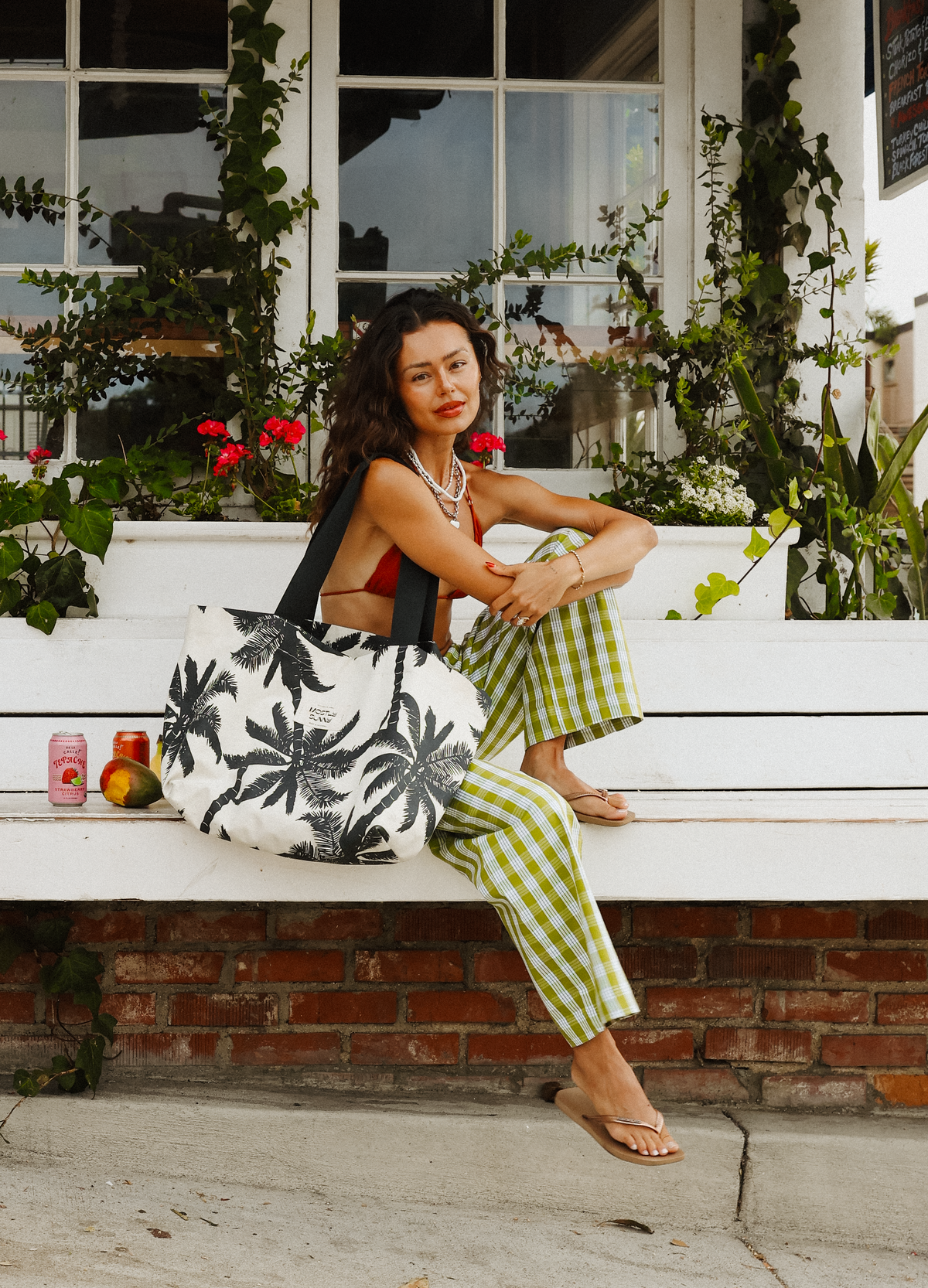 Beach Tote- Black Palms
