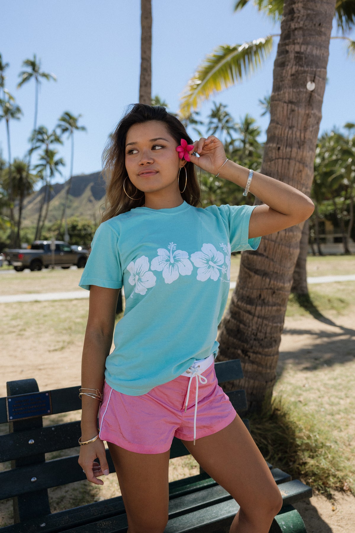 Hibiscus Vintage Tee